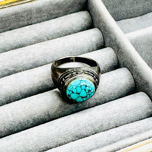 Vintage Turquoise Silver Ring - Picture 15 of 15